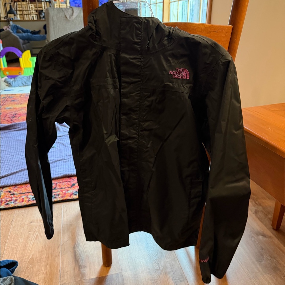 The North Face Black Jacket with Purple Lining - YOUTH LARGE 14/16